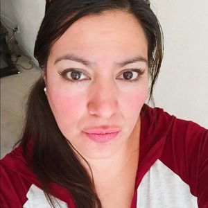 Meet your Posher, Manuela